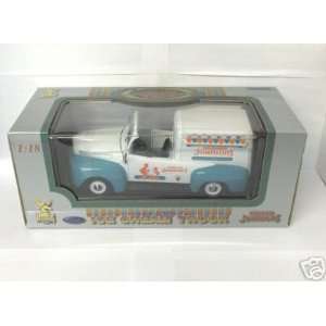   18 Scale 1948 FORD F 1 ICE CREAM TRUCK in Box Toys & Games