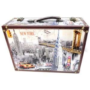  Suitcase trunk wood New York. Jewelry