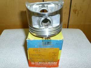 NOS Kawasaki KZ400 Piston # 13001 069  