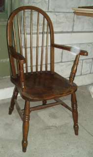 Antique Windsor ENGLISH YEW WOOD ARM CHAIR comb back early american 