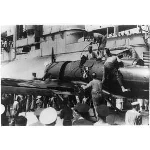  Hankow,Hankou,China,Charles A Lindbergh inspects cockpit 