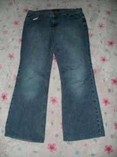 AMERICAN EAGLE womens 14 LOW rise Distressed BOOT cut Destroyed jeans 