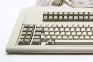 Vintage IBM 3196 Model B10 Display Station 122 Keyboard 1390702 Logic 