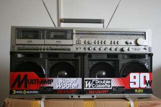 This is an extremly rare ,MOODEL SHARP GF777Z boombox, Include AC 