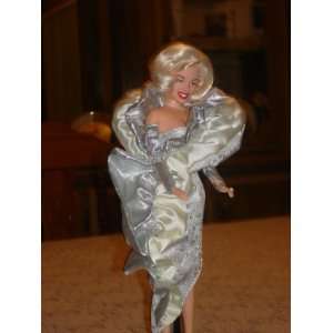  Marilyn Monroe Doll in Silver Dress 