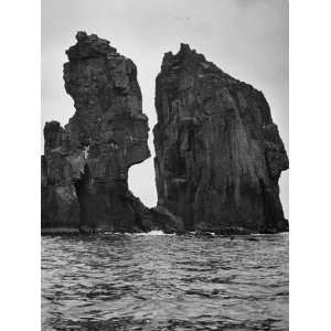  British Isles Coastline of Strange Rock Formations 