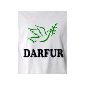  Peace for Darfur   Pop Art Graphic T shirt (Mens Small 