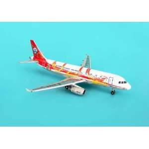    Phoenix Sichuan Airlines A 320 Model Airplane 