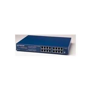   16 Port Dual Speed Switch with Uplink Button