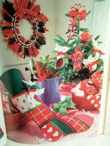 CHRISTMAS JOYS TO CRAFT & STITCH by BETTER HOMES AND GARDENS  