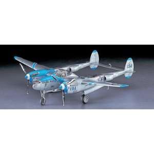    Hasegawa 1/48 P 38J Lightning Airplane Model Kit Toys & Games