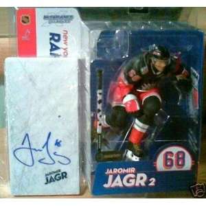  Jaromir Jagr Rangers Autograph McFarlane Figure NHL 10 