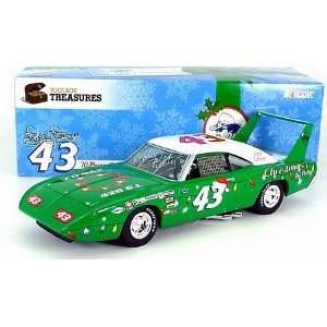  1970 Richard Petty #43 Autographed Christmas Plymouth 