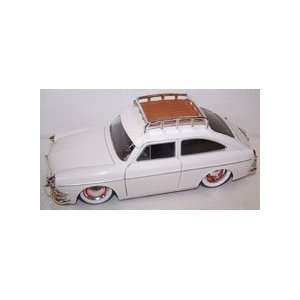   1600 Tl (Fastback) with White Walls in Color White Toys & Games