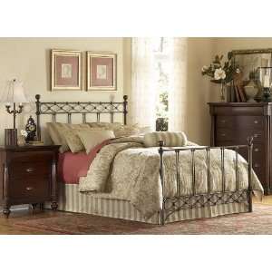  Full Size Metal Bed with Frame   Argyle Traditional Design 