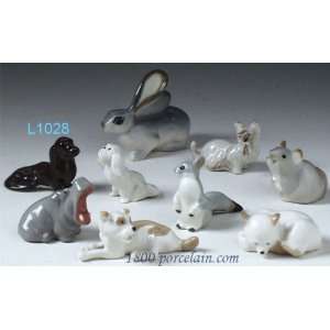  Lomonosov Porcelain Figurine Dachshund Small Everything 
