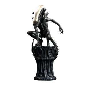  Sideshow Collectibles   Alien statuette Big Chap 41 cm 