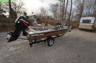 2005 FISHER CRAPPIE 1710 FISHING BOAT  