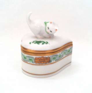 Herend Hungary Hand Painted Porcelain Trinket Box with Cat or Kitten 