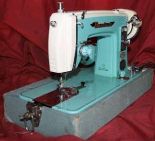 BROTHER DELUXE MODEL HEAVY DUTY INDUSTRIAL SEWING MACHINE LEATHER 