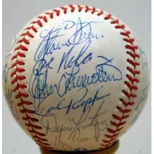 1983 W.S. Orioles Team 29 SIGNED Baseball CAL RIPKEN JR   Autographed 