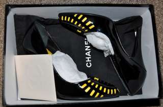 New CHANEL CC Logo Shoes Patent Leather Black Yellow Pumps Escarpins 