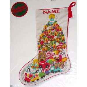  Christmas Fantasy Stocking (Stitchery Kit 18) Everything 