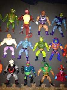 HEMAN VINTAGE MASTERS OF THE UNIVERSE 24 FIGURE LOT & COLLECTOR CASES 