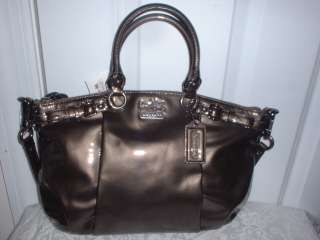   Authentic Coach Madison Patent Leather Sophia Satchel Handbag 18613