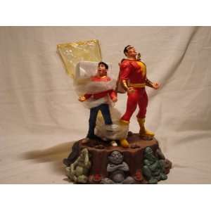  Shazam Deluxe Statue Toys & Games