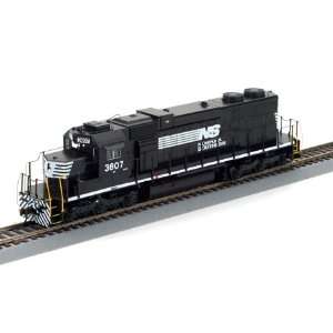  HO RTR SD38/Early NS #3807 Toys & Games