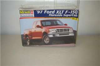 25 Ford XLT SUPER CAB Revell Plastic Model Kit  