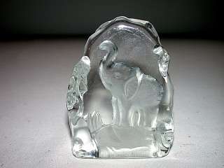 Beautiful Sweden Art Glass Elephant Paperweight  