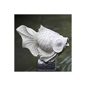  NOVICA Sandstone statuette, Kaper Fish