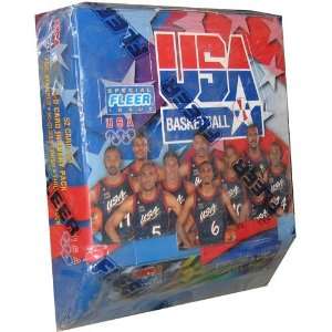  1996 Fleer USA 3D Basketball Retail Box   Sports 