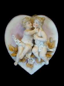Gorgeous Vintage Painted Bisque Porcelain CHERUB LOVERS Heart Plaque 