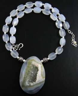   NATURAL AGATE DRUZY PENDANT BLUE CHALCEDONY BEADS Necklace  