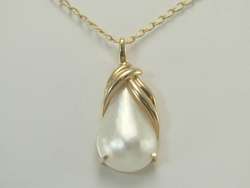 14K Yellow Gold Cultured Mabe Pearl Pendant  