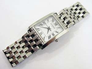 WITTNAUER LADIES WATCH WHITE FACE STAINLESS BAND 10L00  