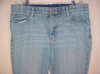 Levis 525 Womens Jeans Perf. Waist Straight Leg   size 16 Med   meas 