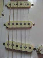 1984 87 Fender Japanese Stratocaster W/ Case *MIJ*   