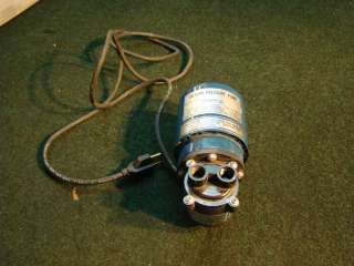   Model 400 1901 Vacuum Pressure Laboratory Pump 115V 60hz  
