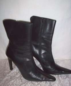 GORGEOUS BLACK GENUINE LEATHER MID CALF BOOTS SIZE 10B  