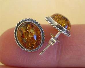 BALTIC BUTTERSCOTCH, HONEY or GREEN AMBER & STERLING SILVER OVAL STUD 