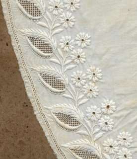 Gorgeous FRENCH ANTIQUE HUGE EMBROIDERED LACE COLLAR  