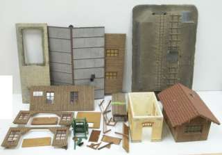 Pola G Scale Buildings (3)  As Is  