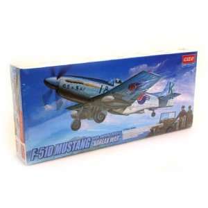  2205 1/72 F 51D Mustang Toys & Games