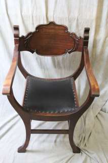 L35 ANTIQUE 19TH CENTURY VICTORIAN CARVED WALNUT SADDLE CHAIR  