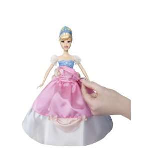 Mattel W1137   Disney Princess   Ballprinzessin Cinderella, Puppe 