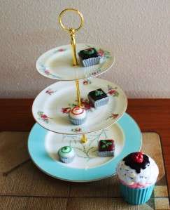 Tier Cake Cupcake Tidbit Plate Stand Vintage Weddings Display Tea 